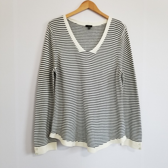 Talbots Sweaters - NWOT Talbots Black Ivory Stripe Sweater Size XLP